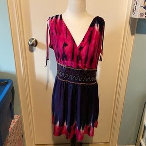 LOVE BY CHELSEY DOUBLE V-NECK TYE-DYE DRESS